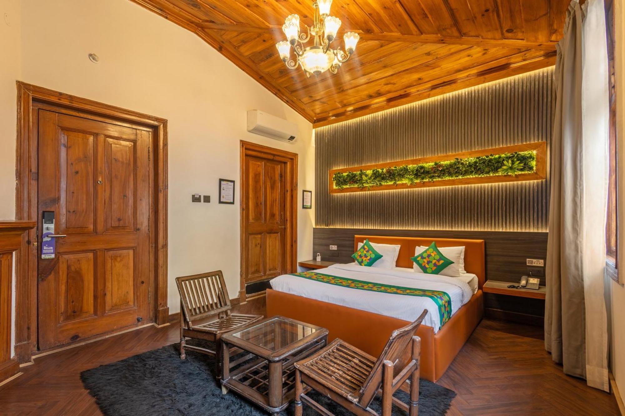 Treebo Premium Torrentium - A Heritage Hotel ชิมลา ภายนอก รูปภาพ